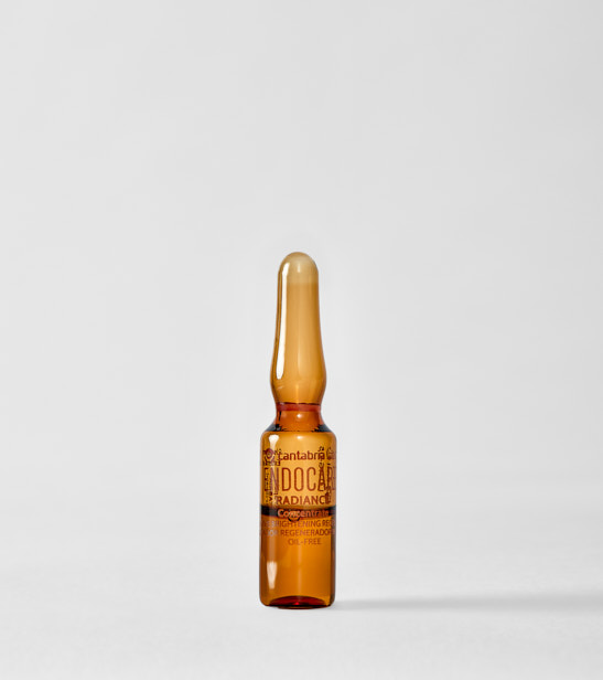 2.-Cantabria-Labs-2-10-24_0034_endocare-radiance-concentrate